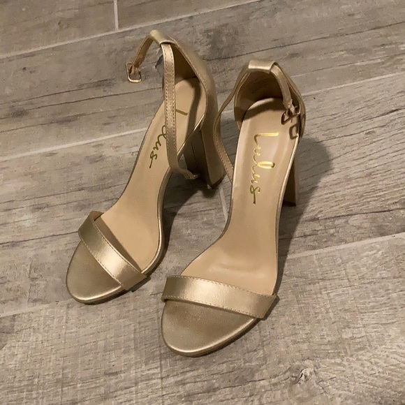 Lulus Shoes - Gold high heels